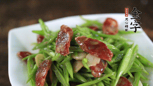 出鍋前加適量鹽即可。