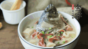 出鍋前可以撒上少許蔥花點綴。